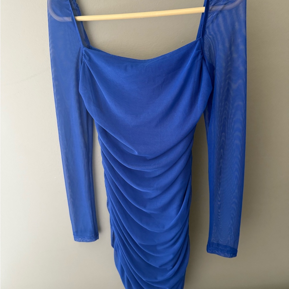 Elegant Blue Long Sleeve Dress